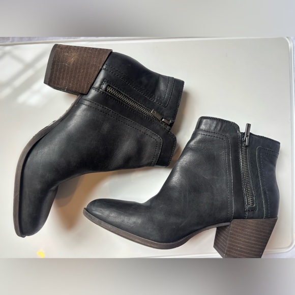 Lucky Brand Brisyn Bootie - Picture 1 of 13